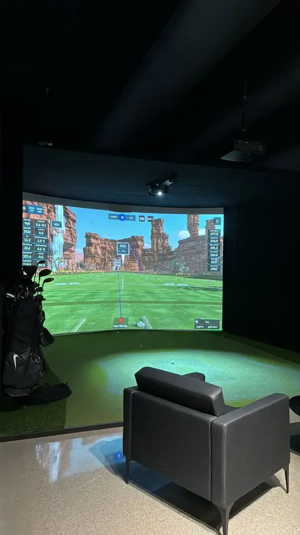 Simulateur de golf au Clubhouse